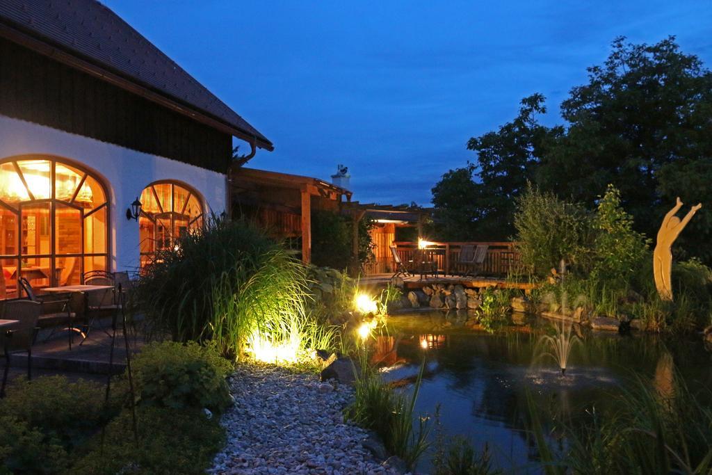 Hotel Garni Huegellandhof Neuhaus am Klausenbach Ngoại thất bức ảnh