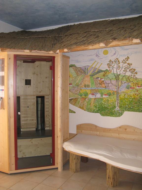 Hotel Garni Huegellandhof Neuhaus am Klausenbach Ngoại thất bức ảnh
