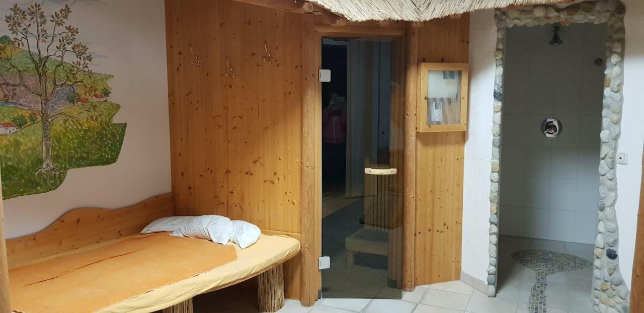 Hotel Garni Huegellandhof Neuhaus am Klausenbach Ngoại thất bức ảnh