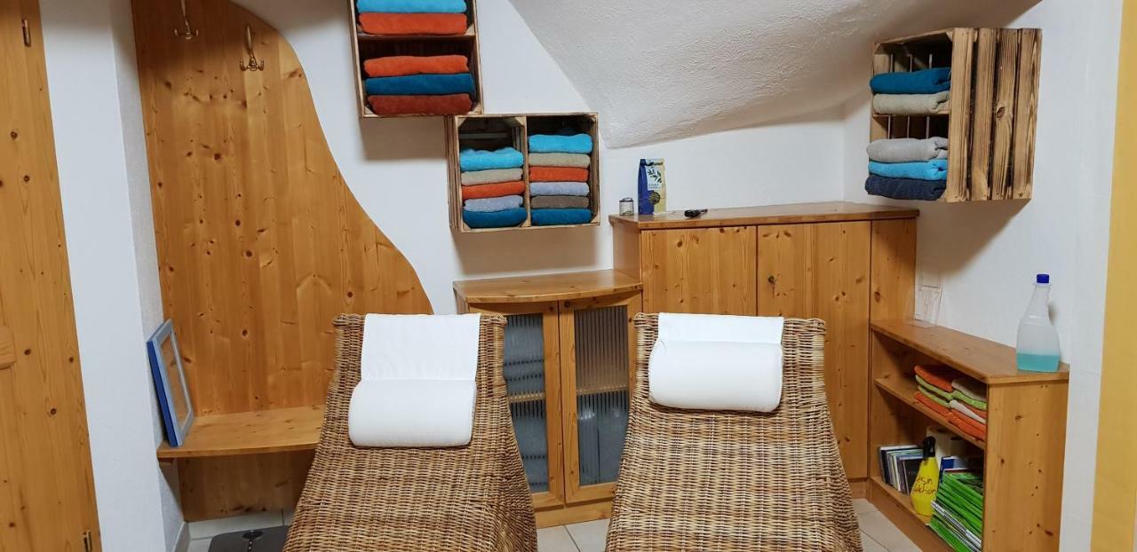 Hotel Garni Huegellandhof Neuhaus am Klausenbach Ngoại thất bức ảnh